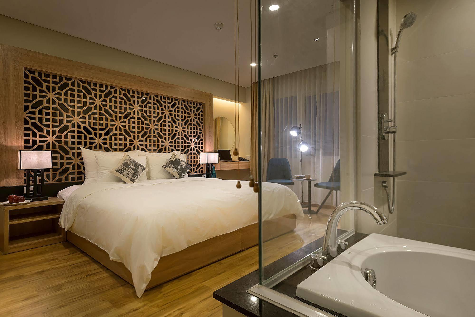 Ccentral Hotel Bui Vien Thành Pho Ho Chí Minh Esterno foto
